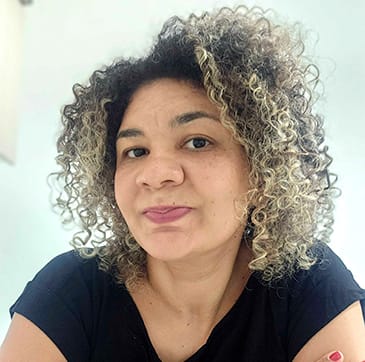 Apresentadora Sheila Santos